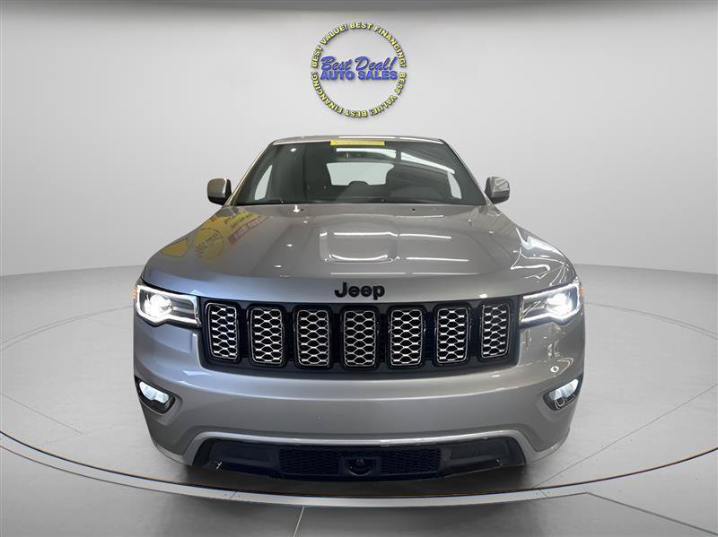 Used 2021 Jeep Grand Cherokee Laredo X AWD/4WD image 9
