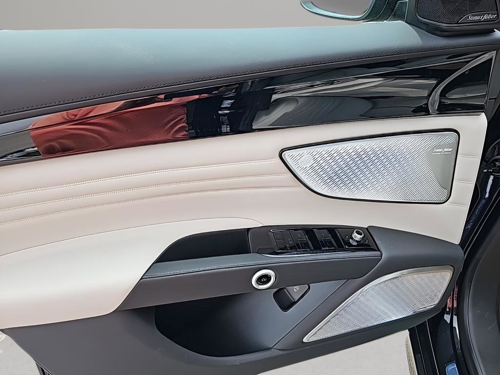 New 2024 Maserati Grecale Modena image 15