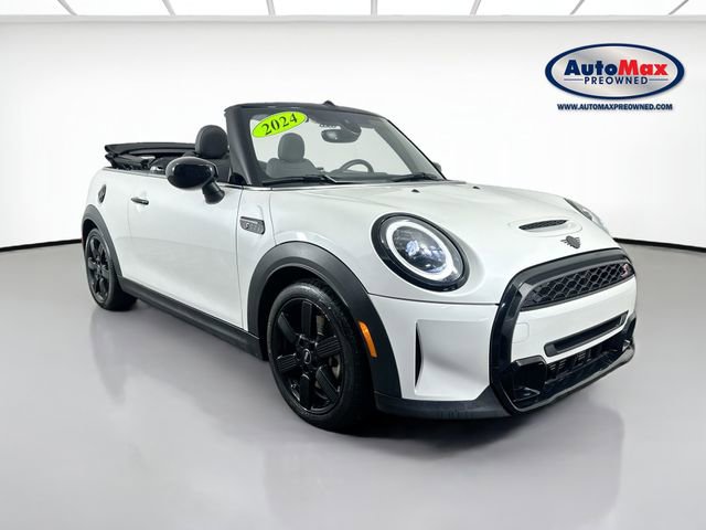 Used 2024 MINI Cooper S image 1