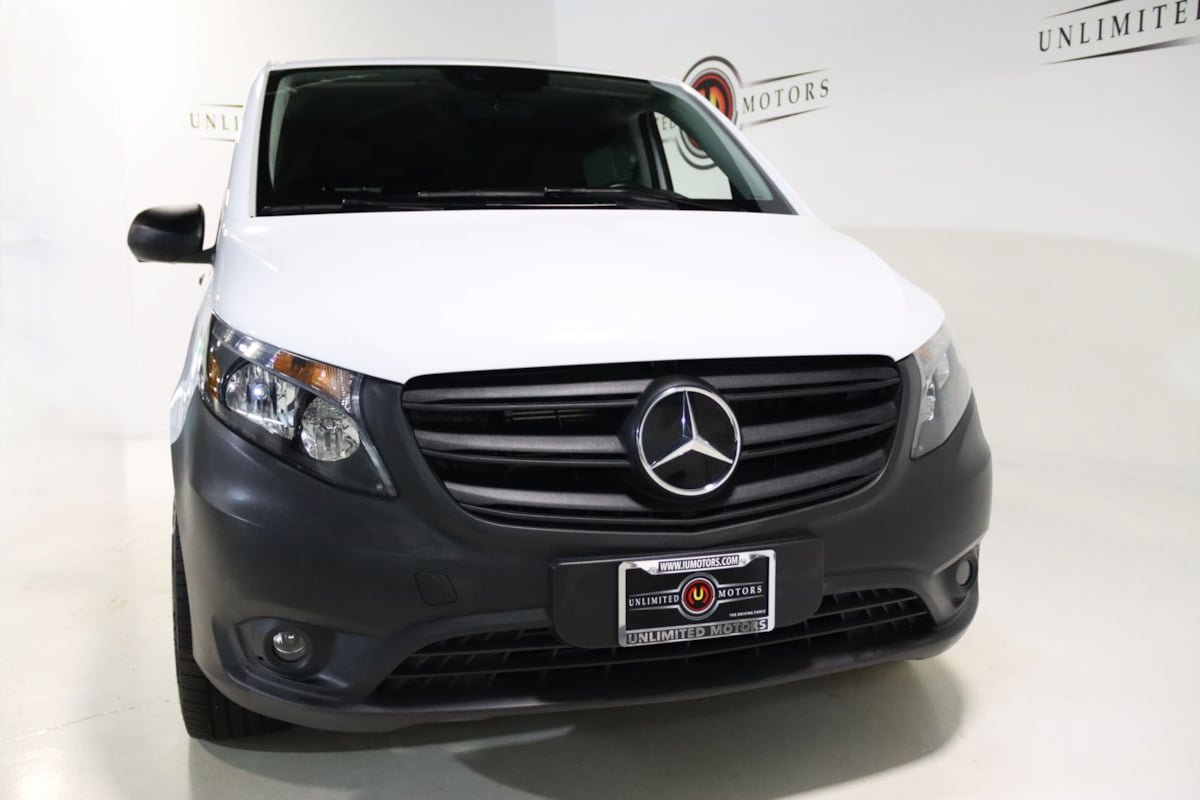 Used 2023 Mercedes-Benz Metris Passenger image 22