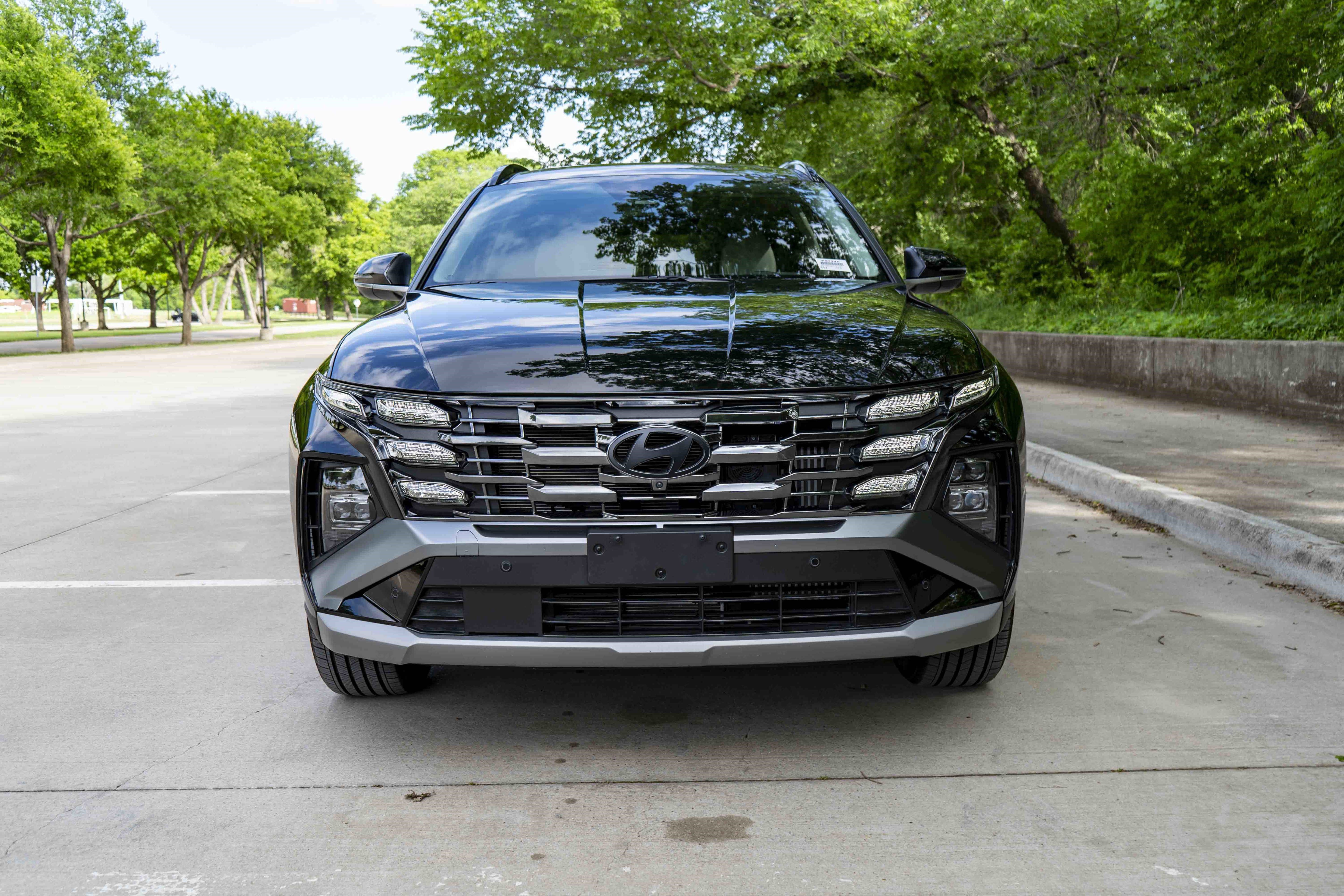 Used 2025 Hyundai Tucson Limited image 3