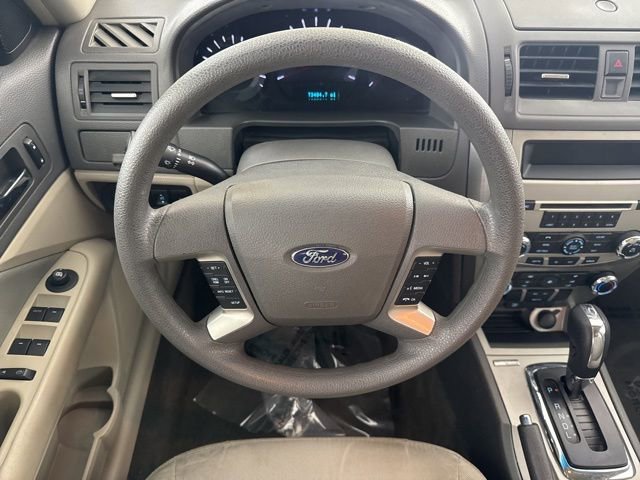 Used 2012 Ford Fusion SE FWD image 25