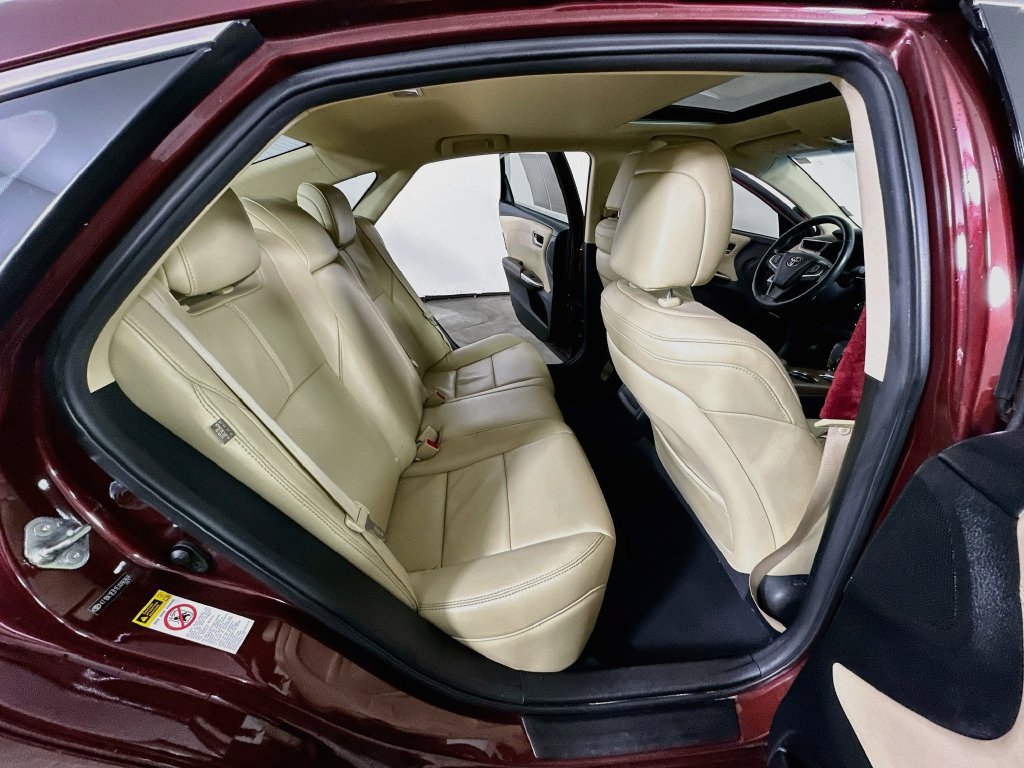Used 2014 Toyota Avalon XLE Premium FWD image 12