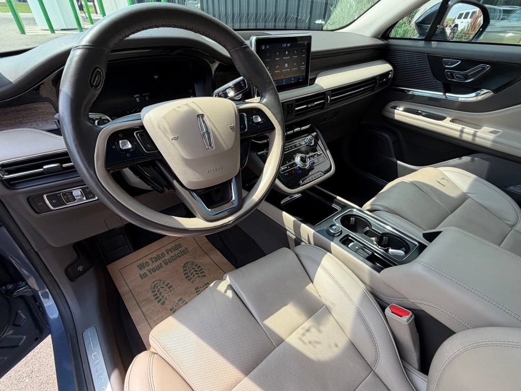 Used 2022 Lincoln Corsair Reserve w/ Equipment Group 201A AWD/4WD image 7