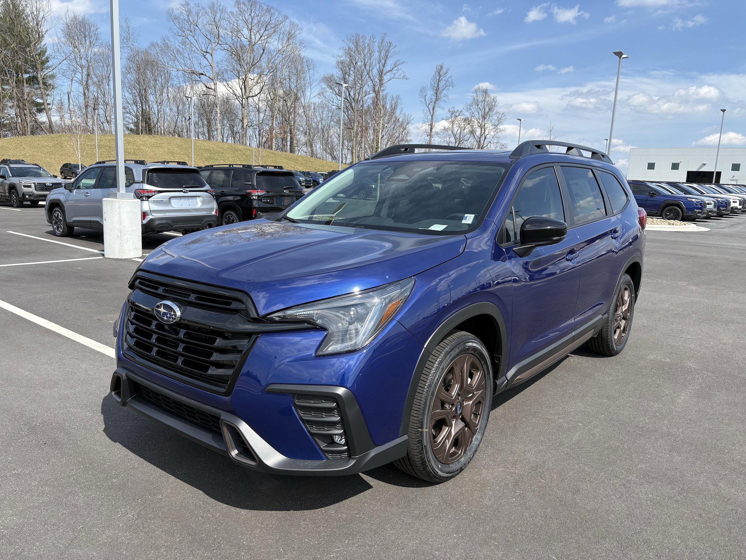 New 2026 Subaru Ascent Limited Bronze image 3