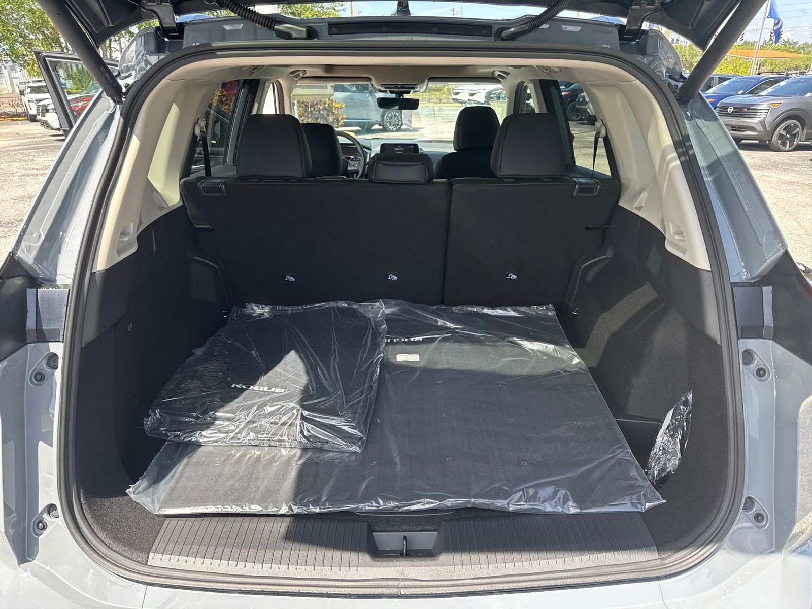 New 2026 Nissan Rogue SV FWD image 28
