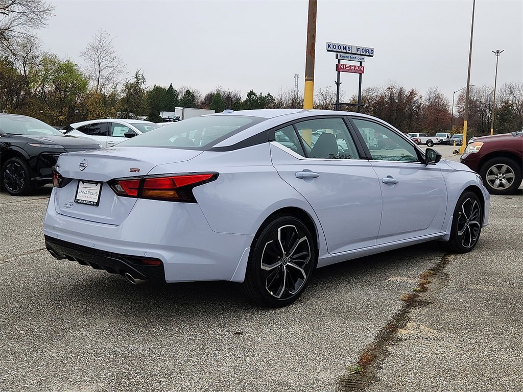 New 2025 Nissan Altima 2.5 SR w/ SR Premium Package image 4