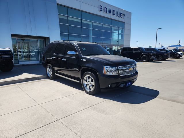 Used 2014 Chevrolet Tahoe LT RWD image 3