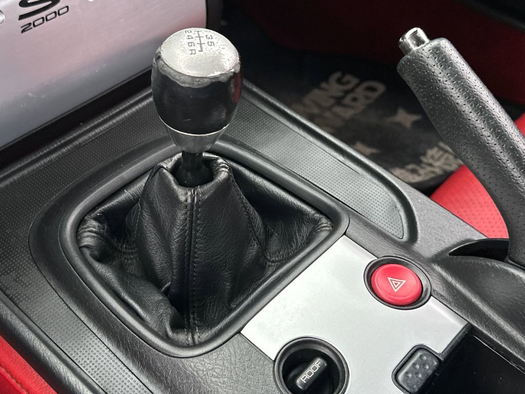 Used 2005 Honda S2000 image 16