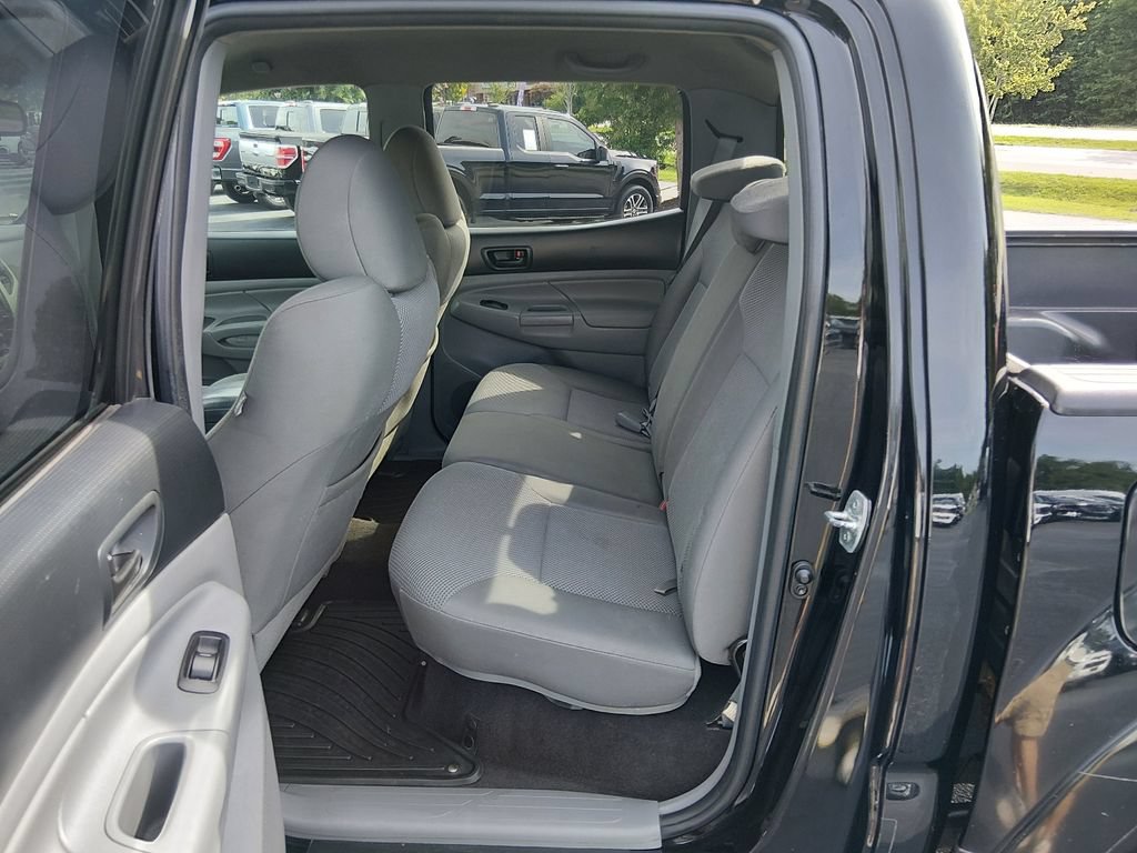 Used 2013 Toyota Tacoma 4x4 Double Cab w/ TRD Sport Pkg image 13