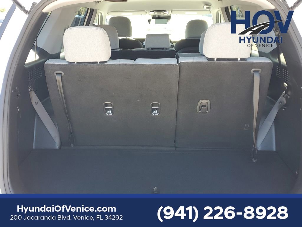 Used 2023 Hyundai Palisade SE image 16