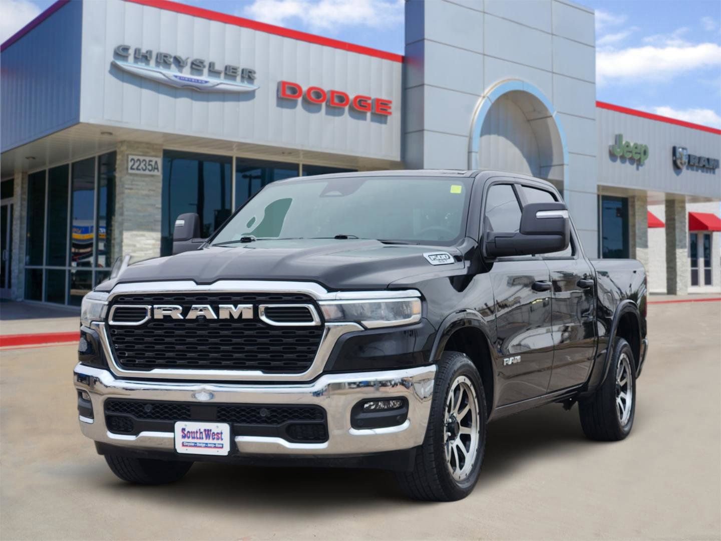 Used 2025 RAM 1500 Lone Star image 2