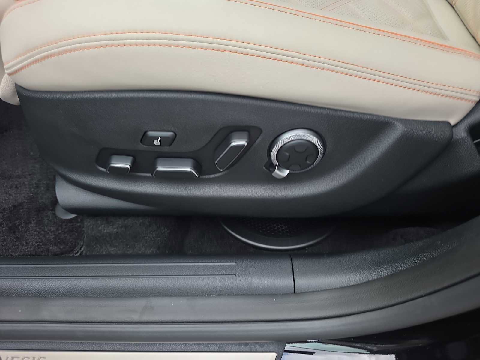 New 2026 Genesis GV70 3.5T Sport Prestige AWD/4WD image 14