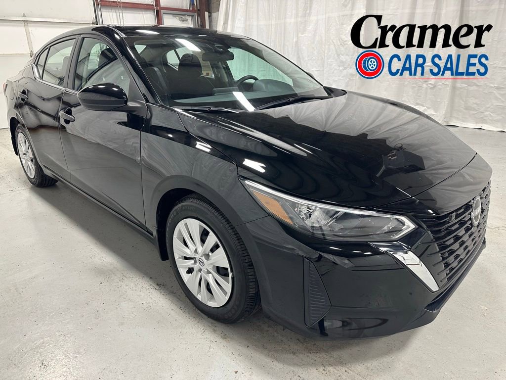 Used 2025 Nissan Sentra S w/ Lighting Package FWD image 1