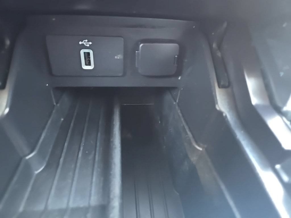 Used 2018 Ford Explorer Platinum AWD/4WD image 19