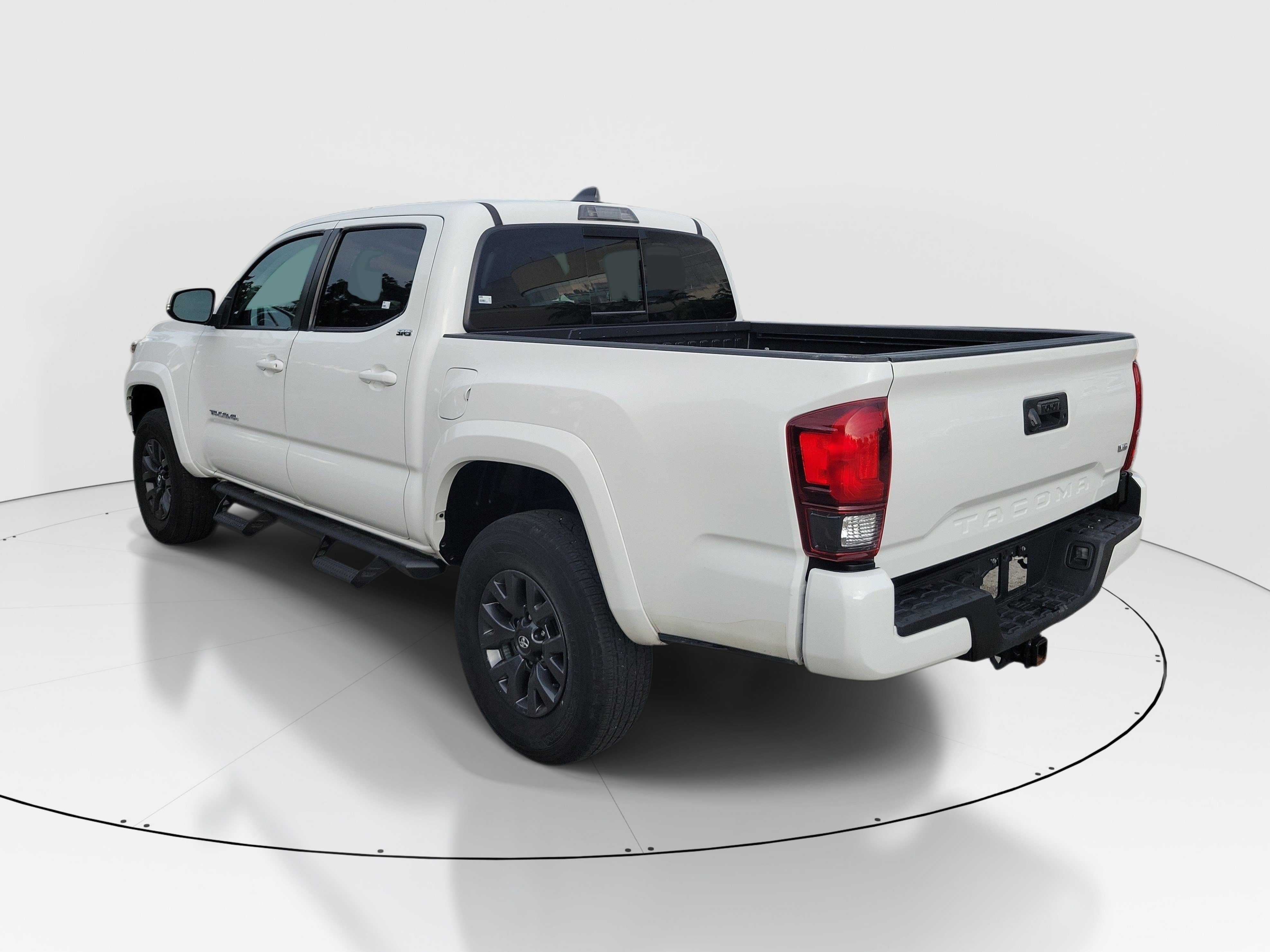 Used 2023 Toyota Tacoma SR5 w/ Technology Package RWD image 5