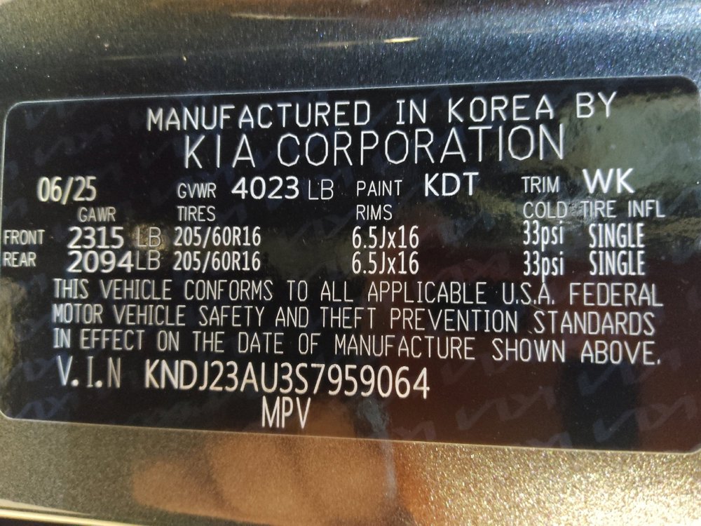 Used 2025 Kia Soul LX image 33