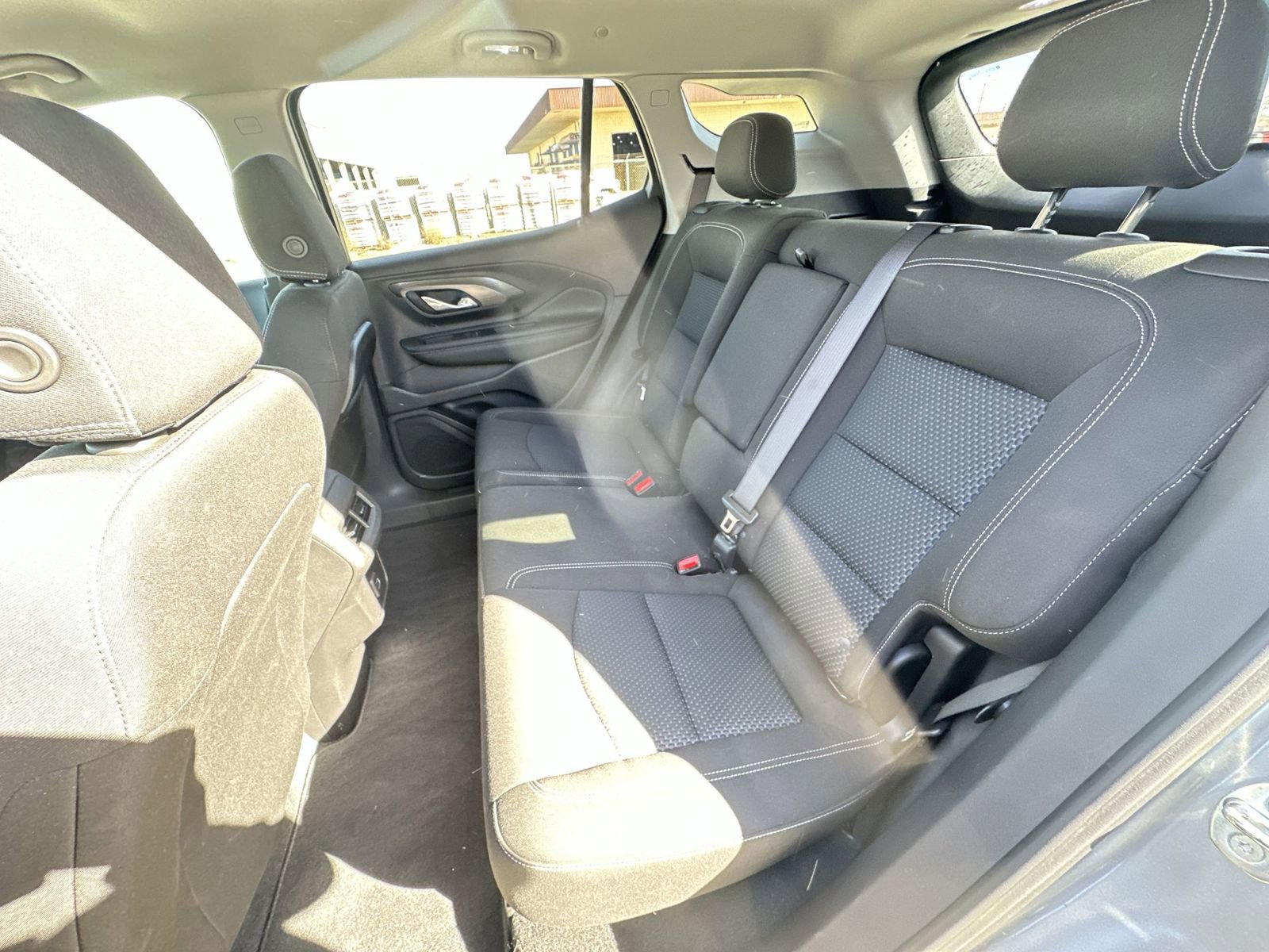 Used 2023 GMC Terrain SLE w/ Driver Convenience Package FWD image 23