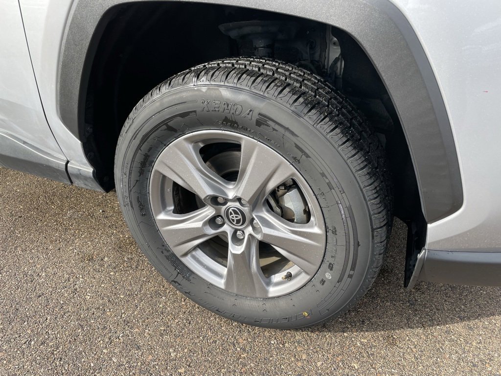 Used 2024 Toyota RAV4 XLE image 3