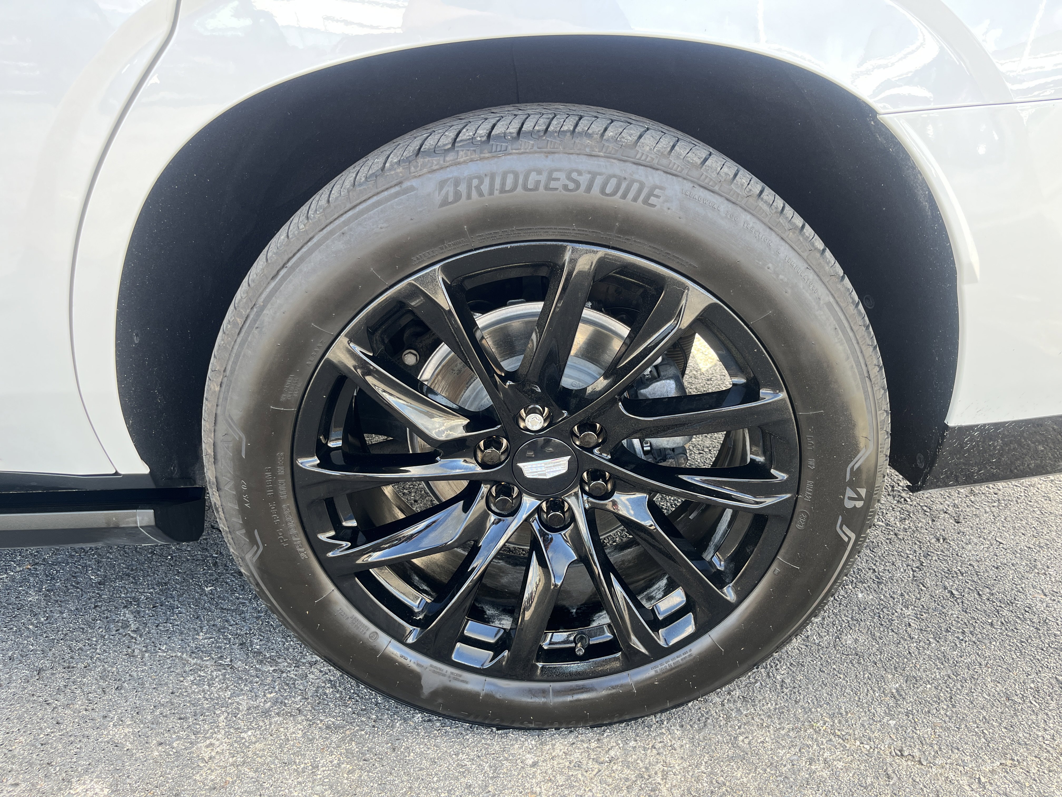 Used 2023 Cadillac Escalade Sport Platinum w/ LPO, ONYX Package image 9