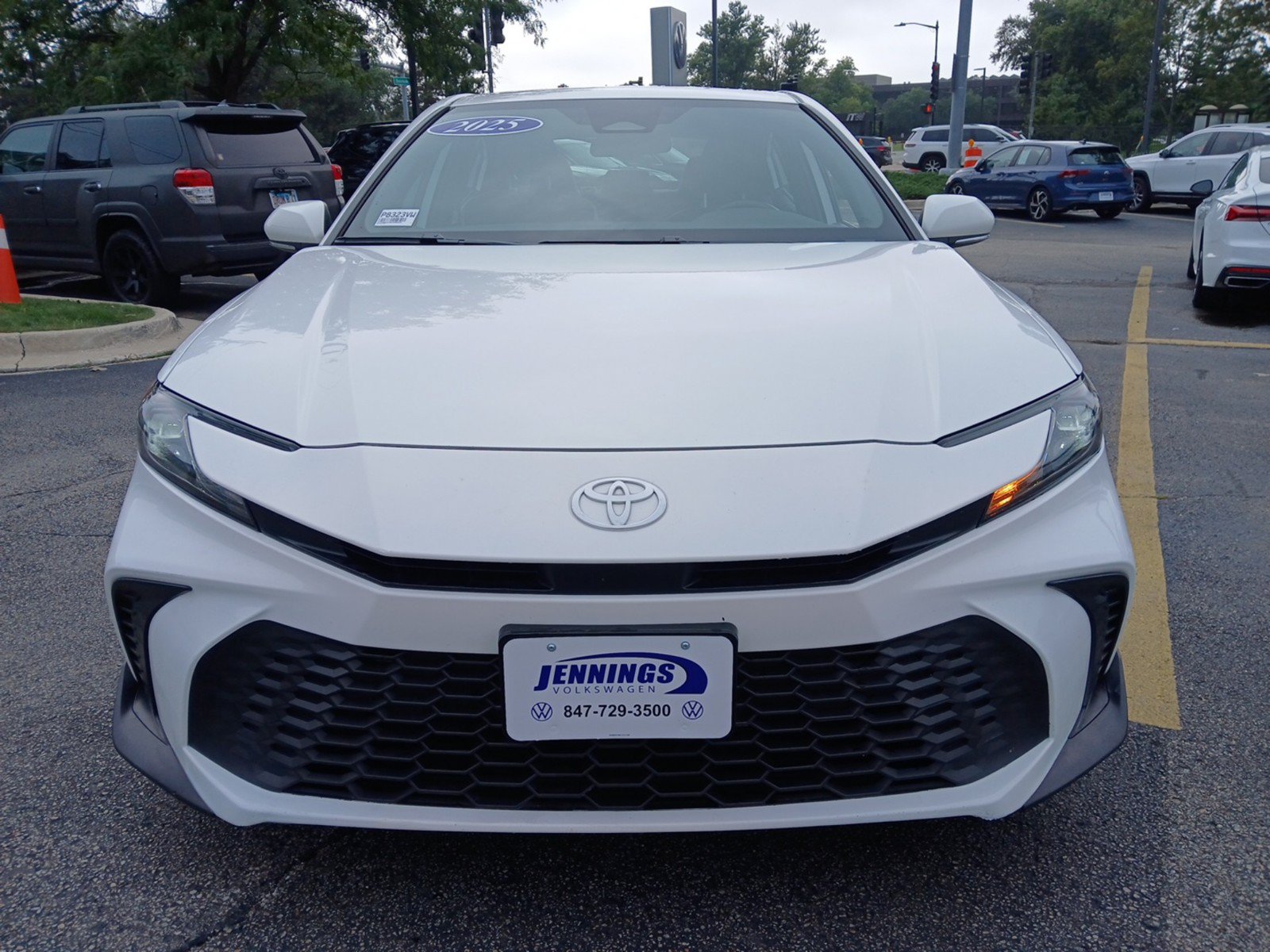 Used 2025 Toyota Camry SE FWD image 28
