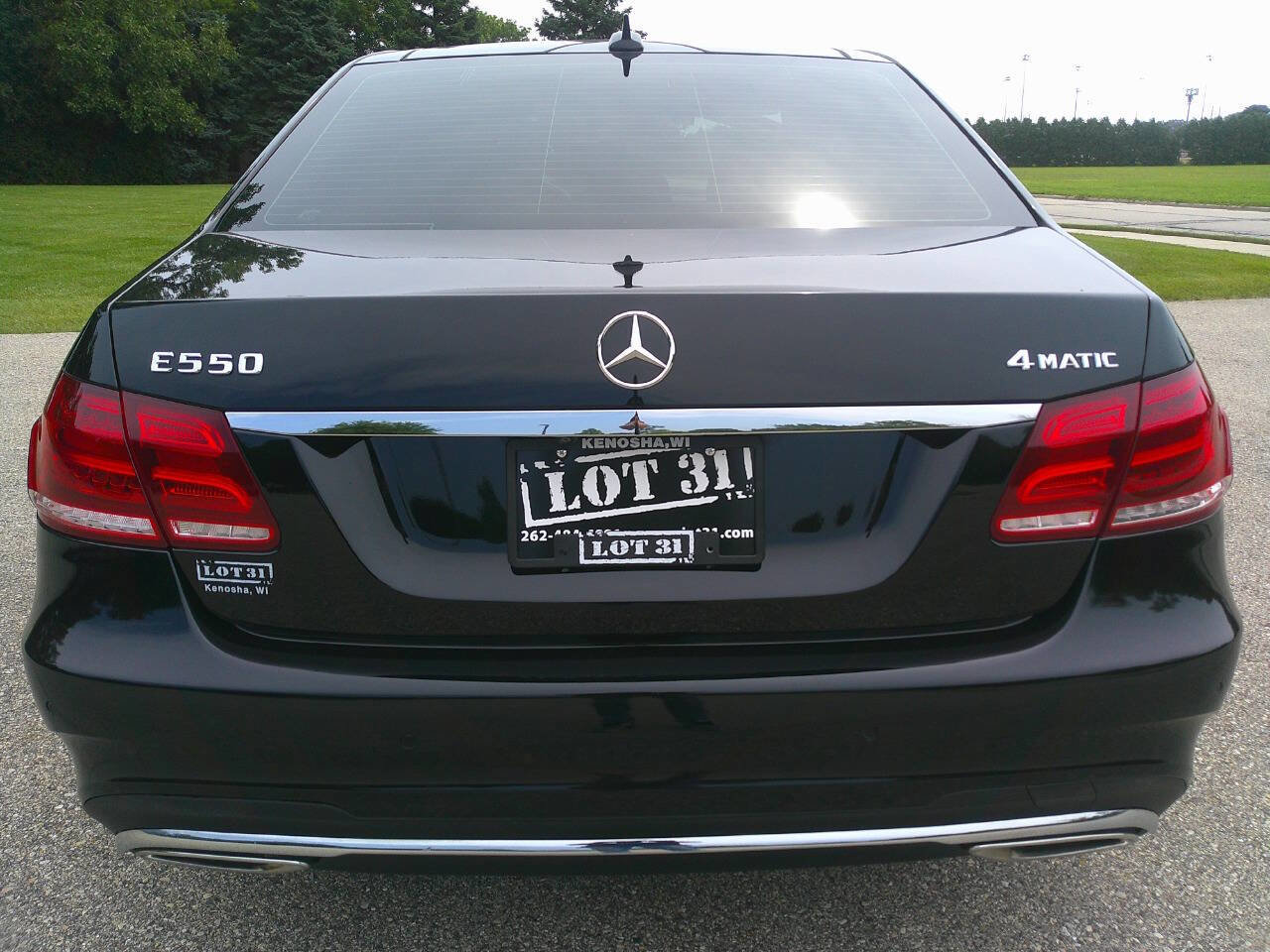 Used 2014 Mercedes-Benz E 550 4MATIC Sedan w/ Premium 1 Package image 5