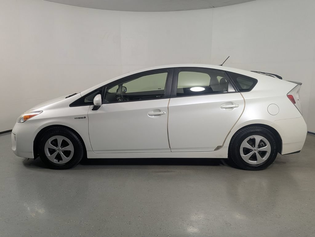 Used 2014 Toyota Prius Four FWD image 3