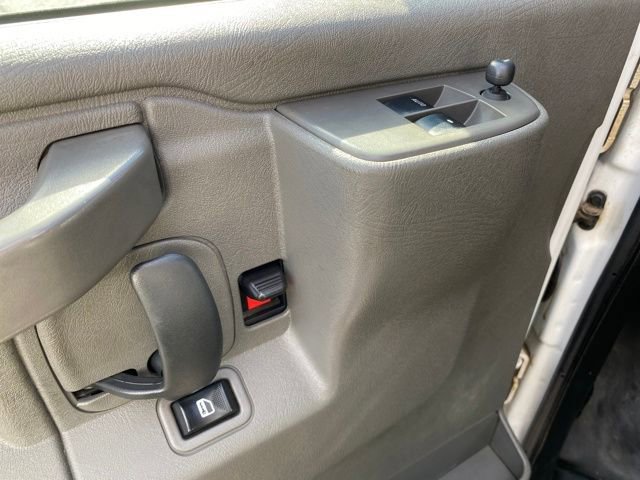 Certified 2022 Chevrolet Express 2500 Extended image 15