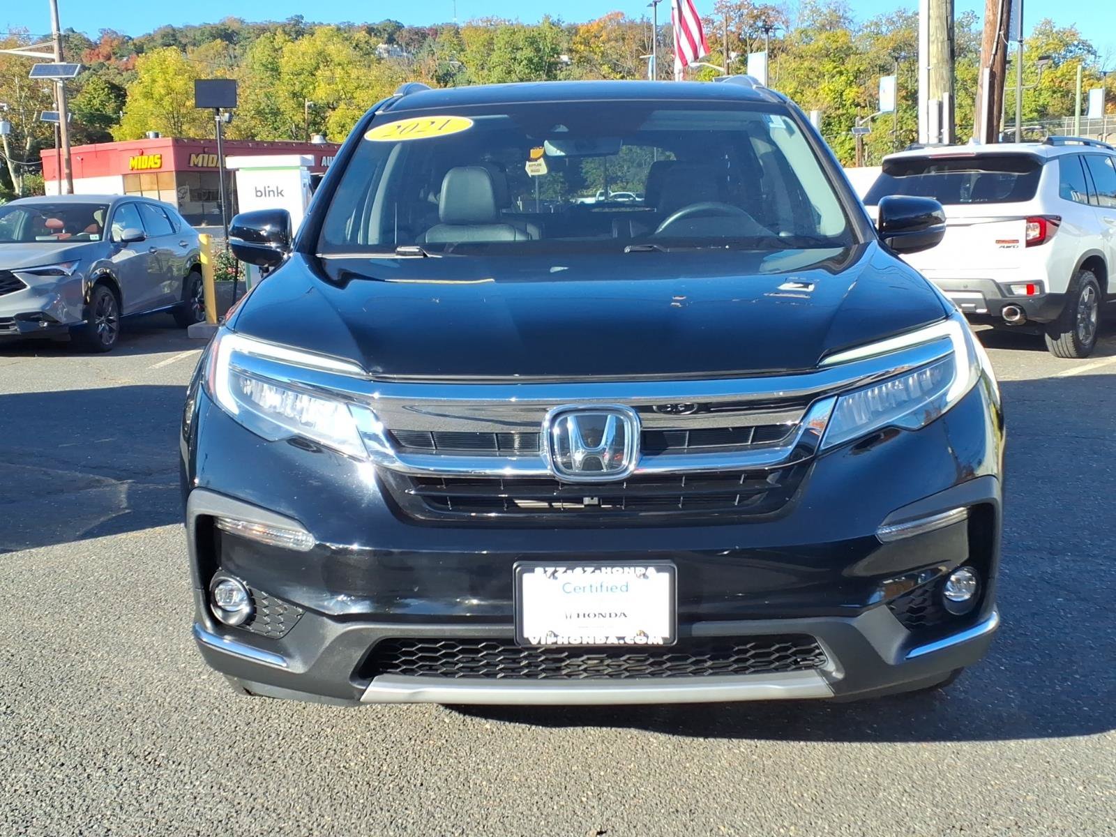 Certified 2021 Honda Pilot Touring image 2