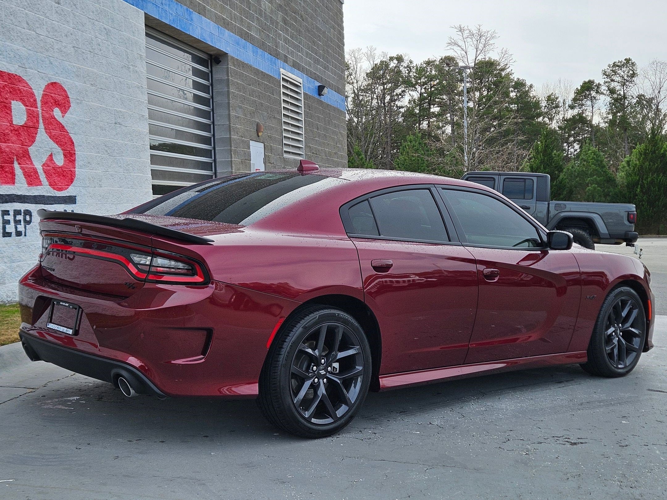 Used 2023 Dodge Charger R/T w/ Blacktop Package image 7