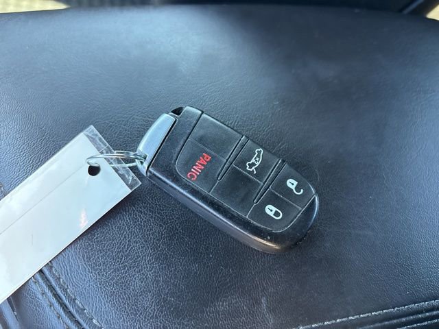 Used 2016 Dodge Challenger SXT w/ Cold Weather Group image 38