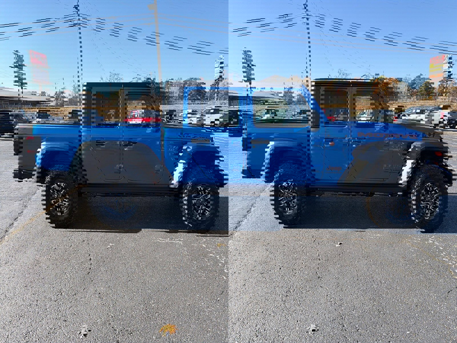 New 2026 Jeep Gladiator Mojave image 11