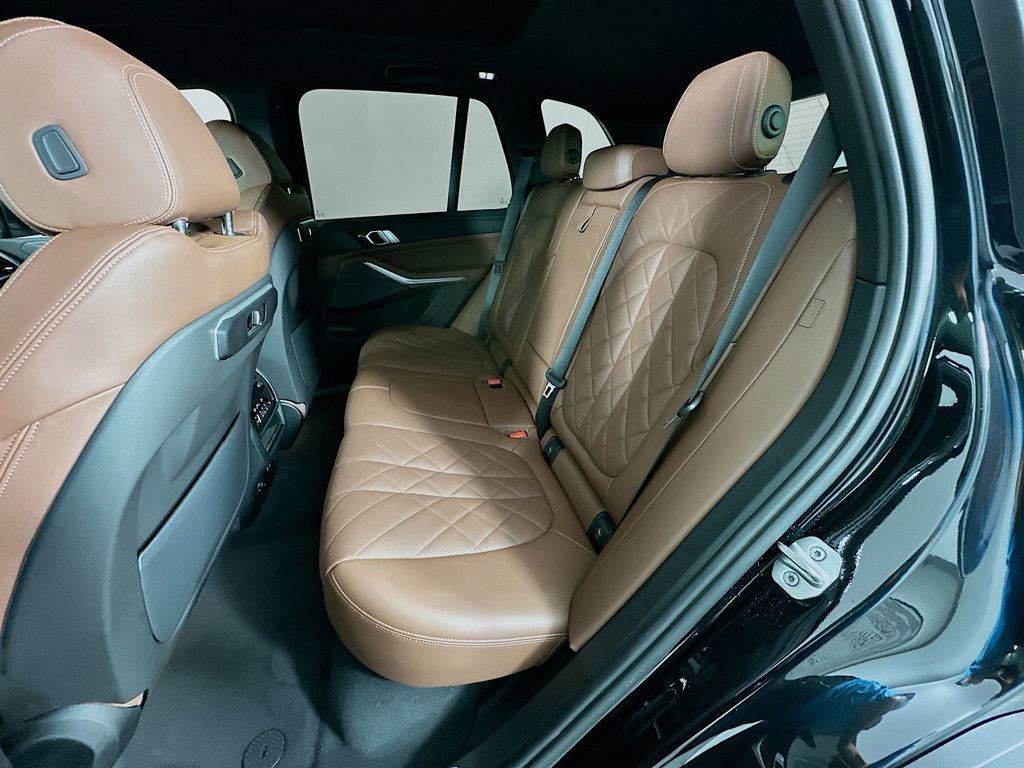 Certified 2024 BMW X5 xDrive40i w/ Premium Package AWD/4WD image 25