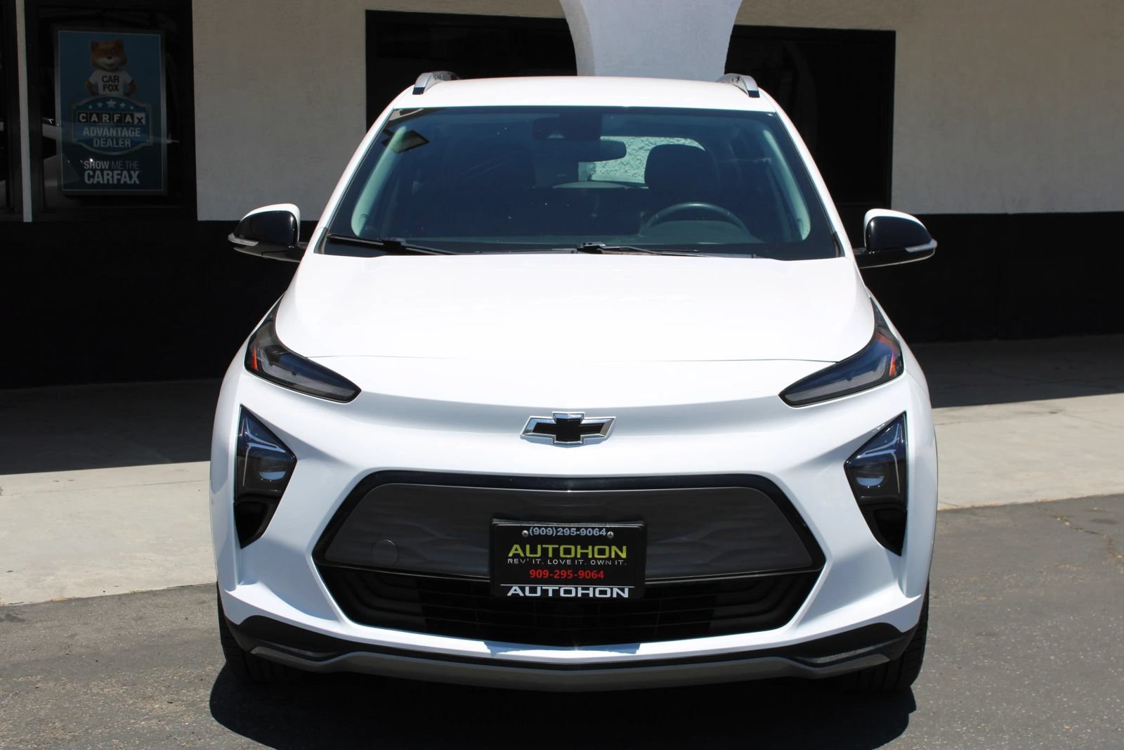 Used 2023 Chevrolet Bolt EUV LT FWD image 2