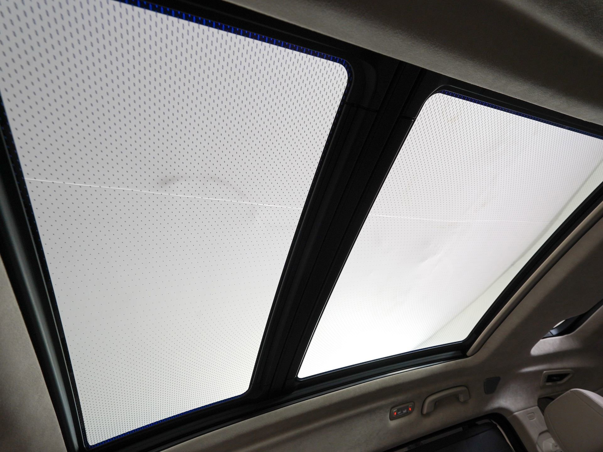 Used 2025 BMW ALPINA XB7 image 28