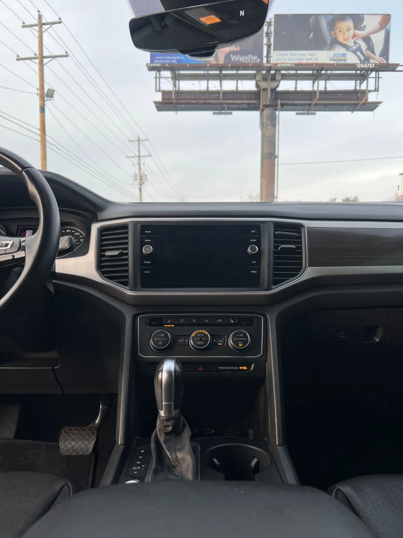 Used 2019 Volkswagen Atlas SE image 22