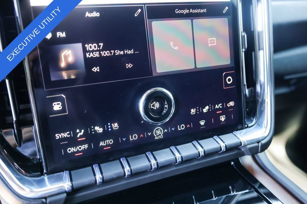 Used 2026 GMC Yukon XL Denali w/ Denali Reserve Package RWD image 18