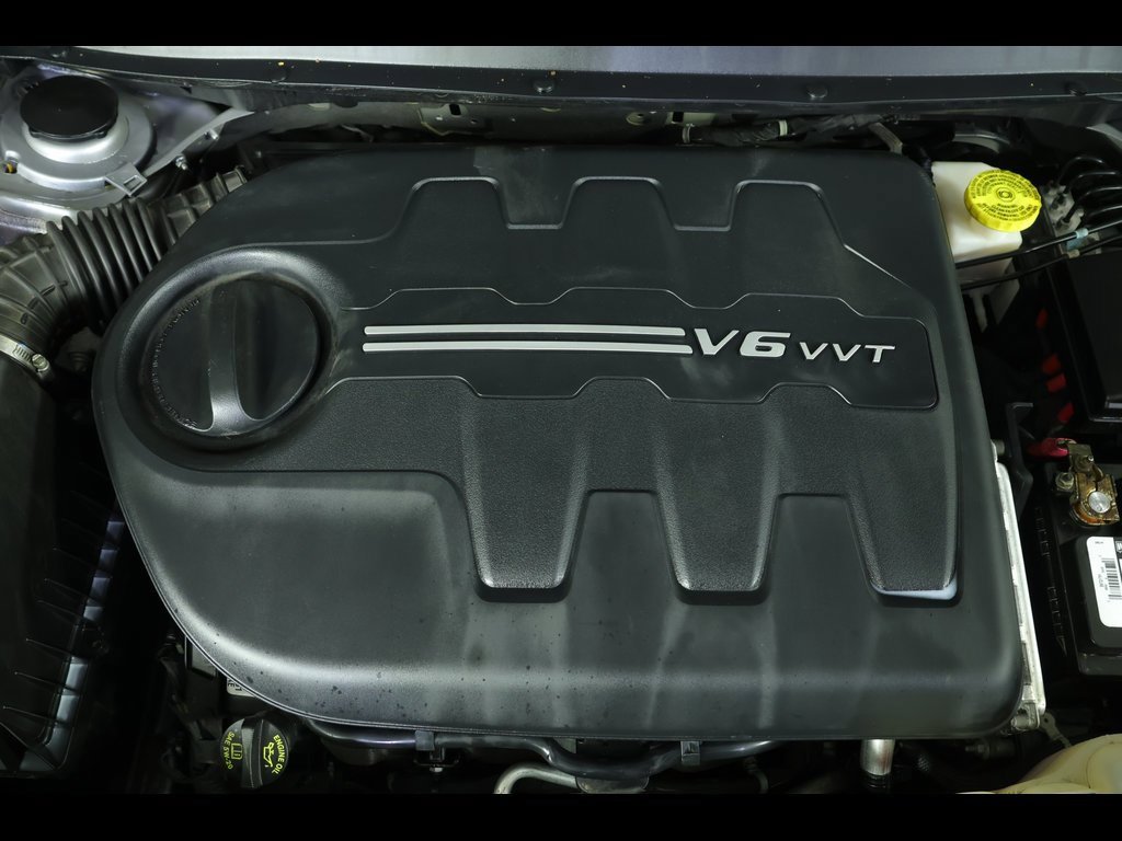 Used 2021 Jeep Cherokee Limited image 17