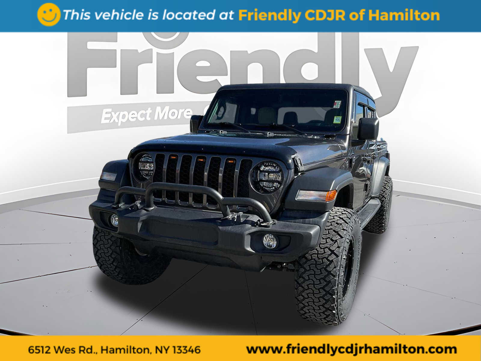 Used 2022 Jeep Gladiator Sport image 2