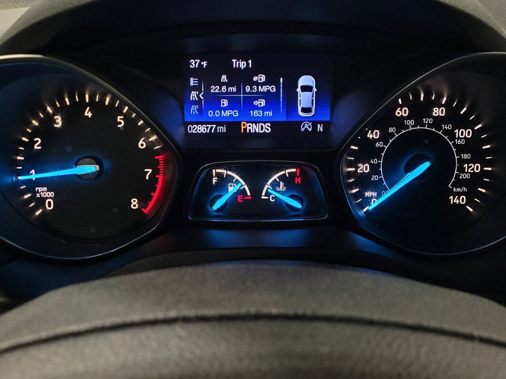 Used 2017 Ford Escape SE image 23