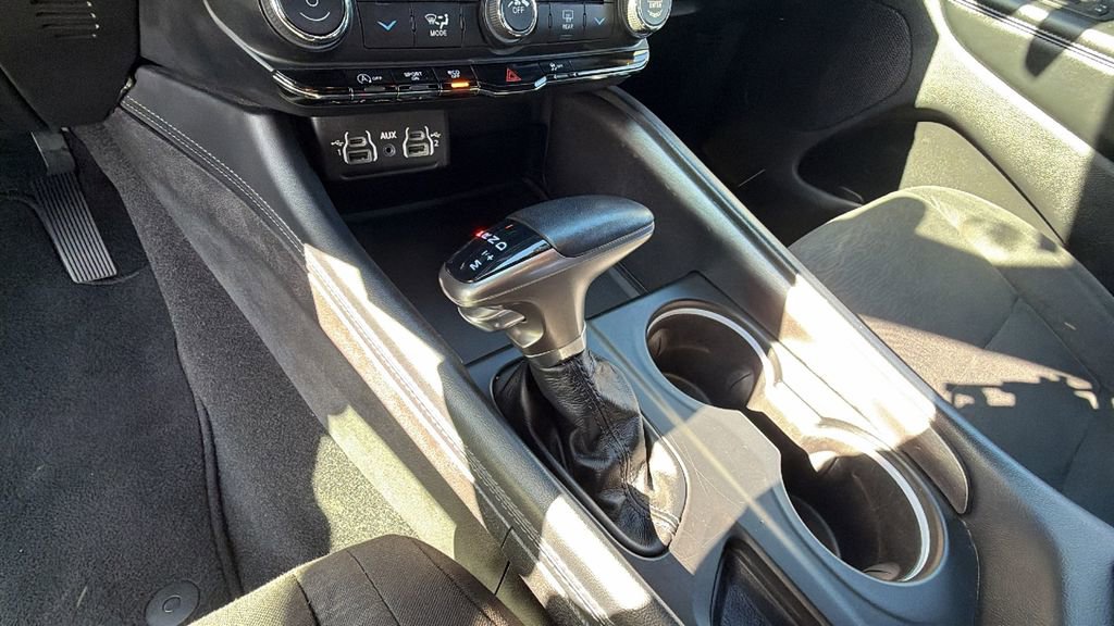 Used 2023 Dodge Durango SXT image 24