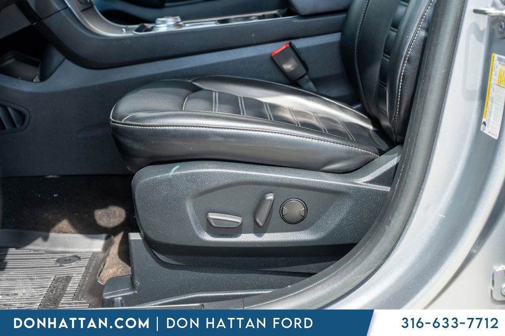Used 2020 Ford Edge SEL w/ Convenience Package AWD/4WD image 19