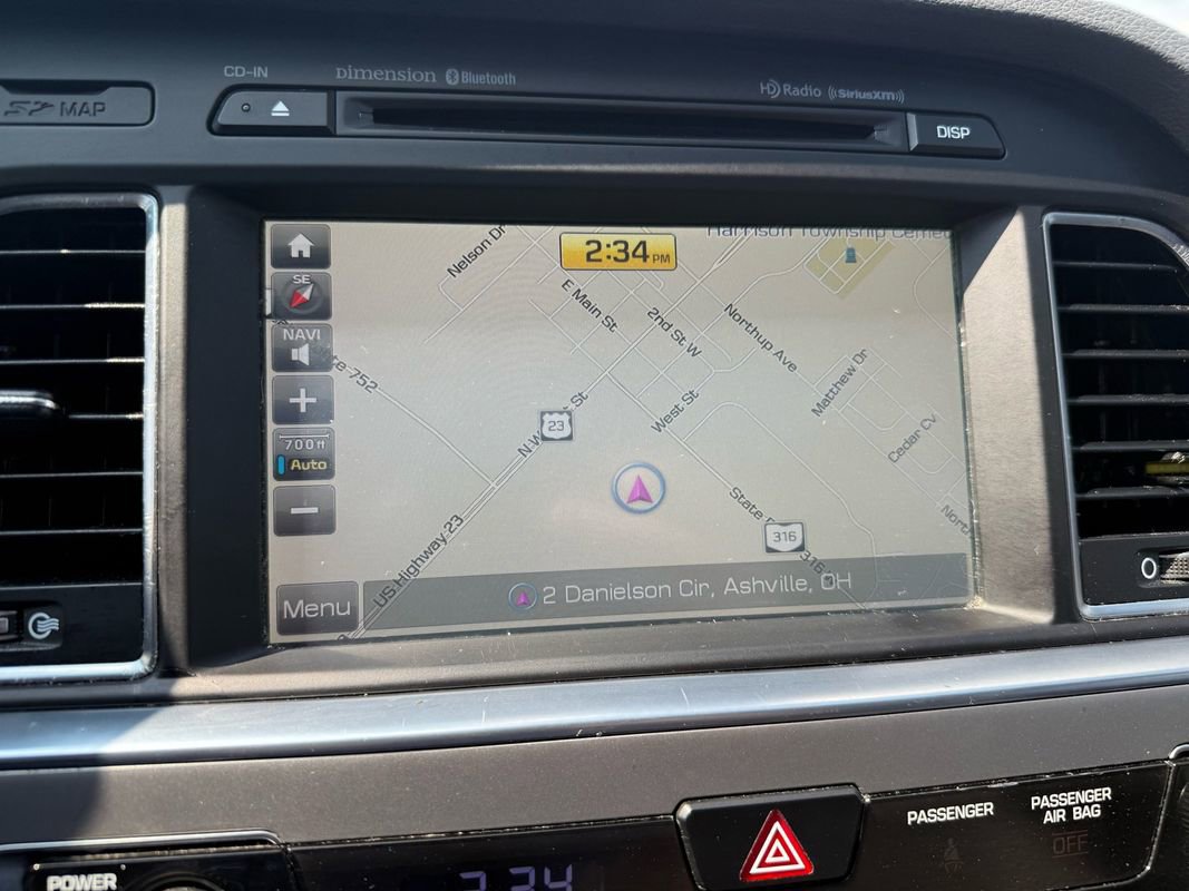 Used 2016 Hyundai Sonata Sport w/ Option Group 03 image 9