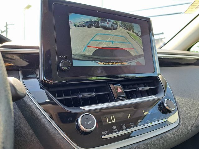 Used 2024 Toyota Corolla LE FWD image 17