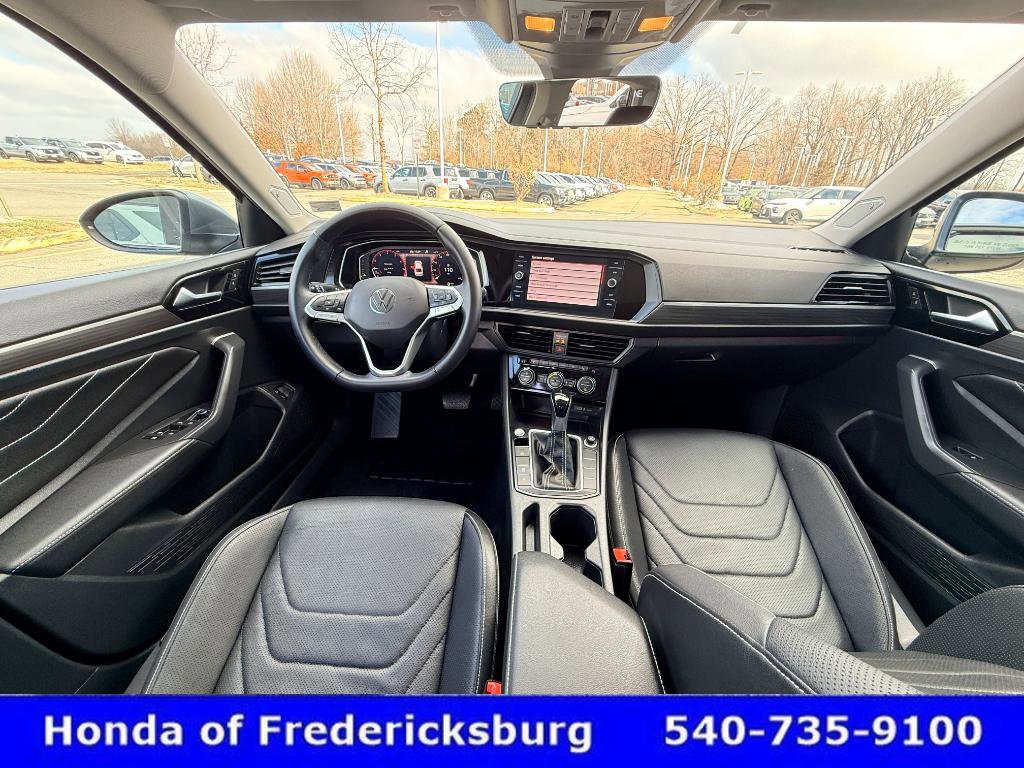 Used 2024 Volkswagen Jetta SEL image 36