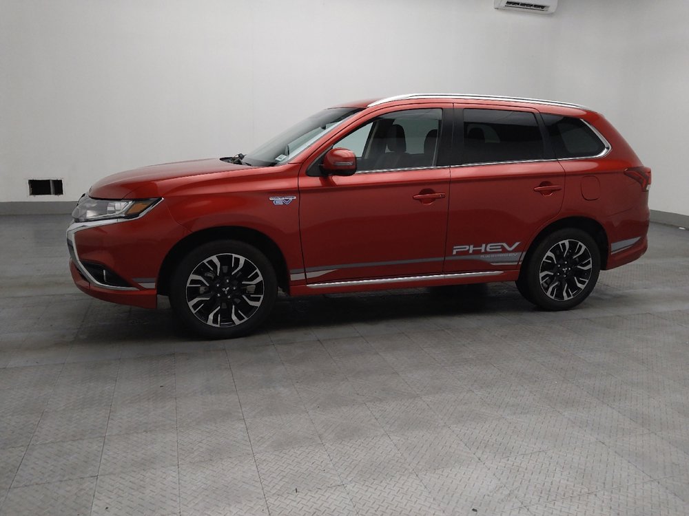 Used 2018 Mitsubishi Outlander SEL image 2