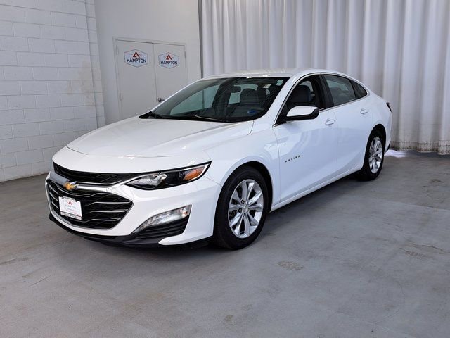 Used 2021 Chevrolet Malibu LT FWD image 2