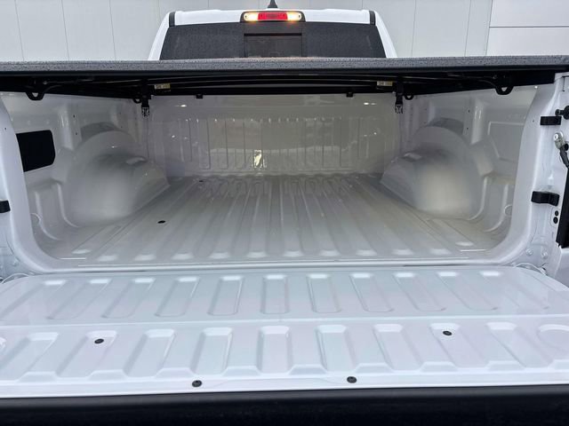 New 2026 RAM 1500 4x4 Crew Cab image 4