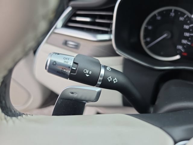 Used 2022 Jaguar XF S RWD image 25