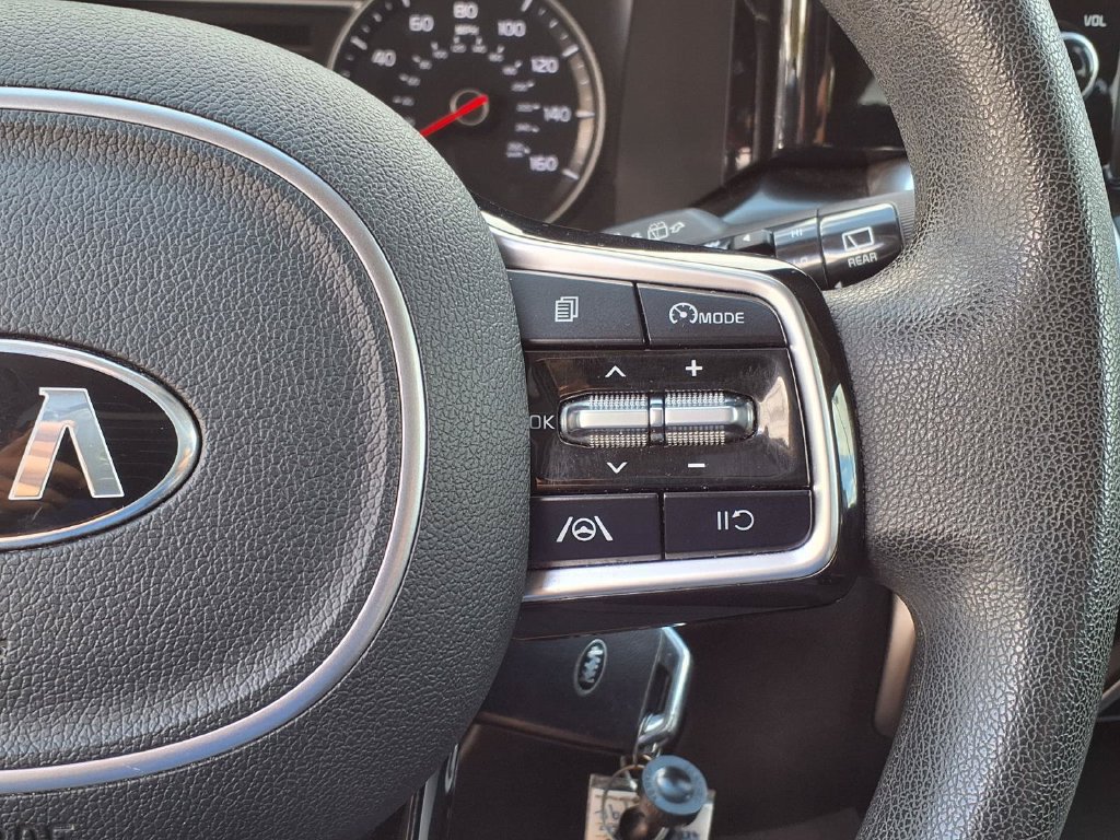 Used 2021 Kia Sorento LX FWD image 31